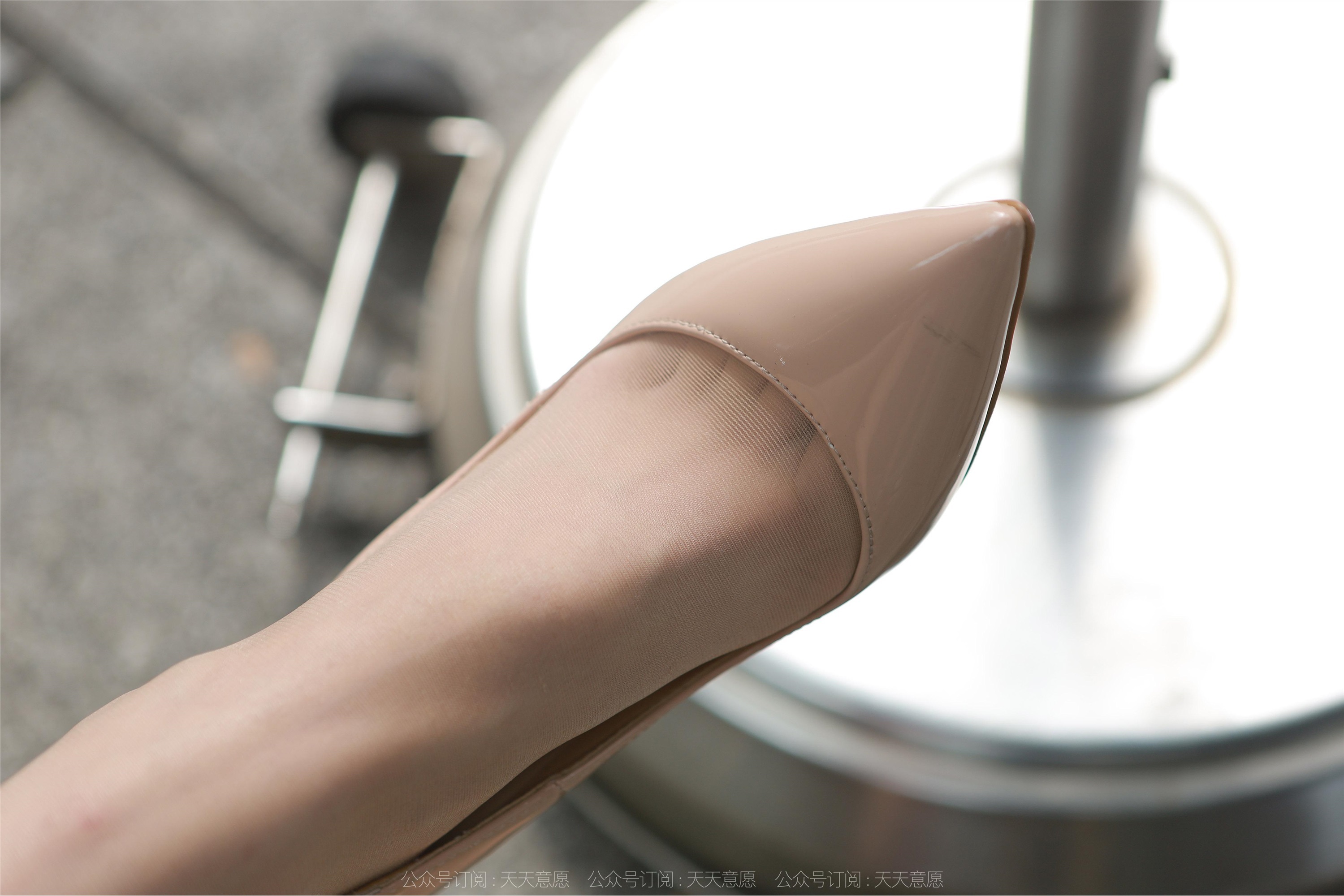 IESS异思趣向  2022.10.19 丝享家 1242 团团《阳光下的长腿》